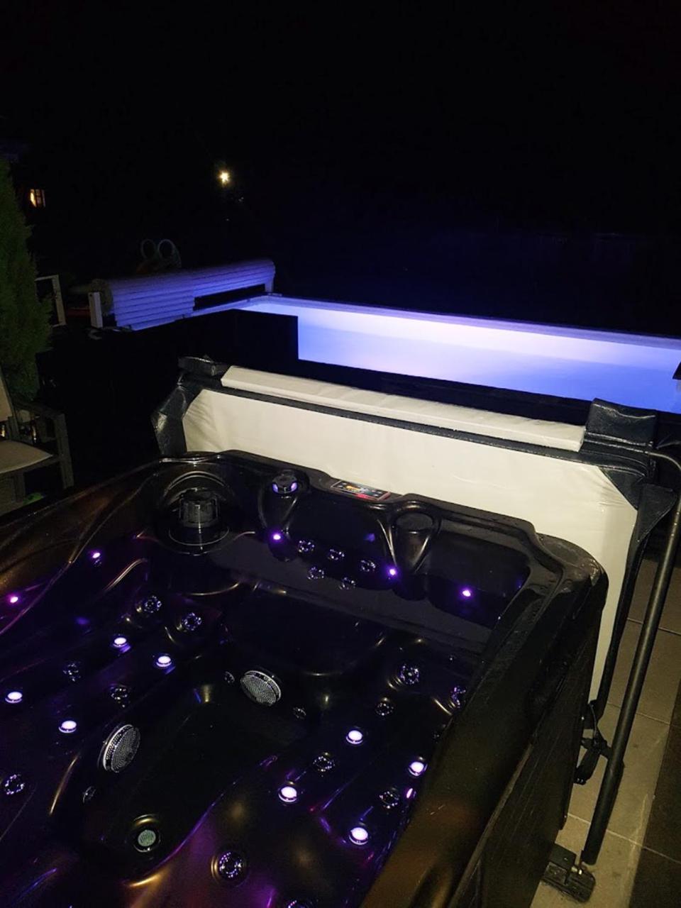 Gites Spa Strasbourg - La Villa 14 Furdenheim エクステリア 写真